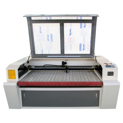 Nahkalaserkaiverruskone